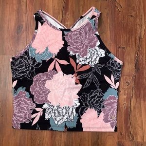 Workout cropped tank top